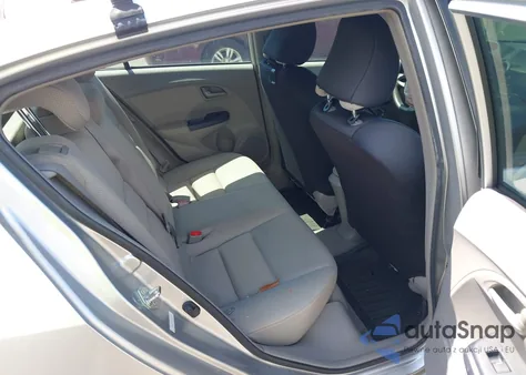 2010 Honda Insight Ex z USA, uszkodzony, nr VIN JHMZE2H75AS019587